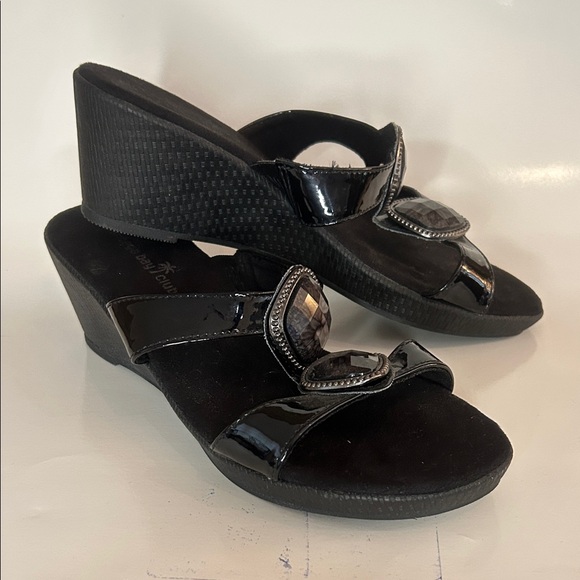 Montego Bay Club Glossy Black Sandals with Jewel Detail - Picture 2 of 9